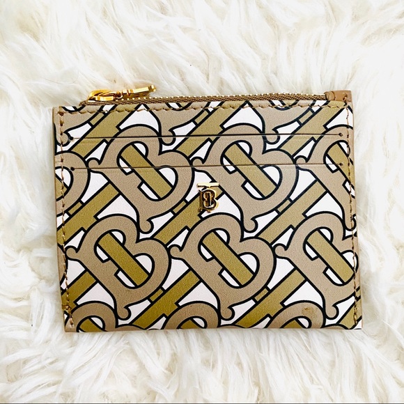 Burberry Handbags - NWT BURBERRY Simone TB Monogrammed Card Wallet